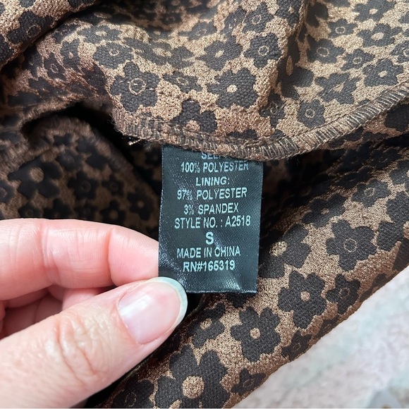 NWT Day + Moon Brown Floral Ruffle Babydoll Dress Size Small Autumn - Picture 4 of 11